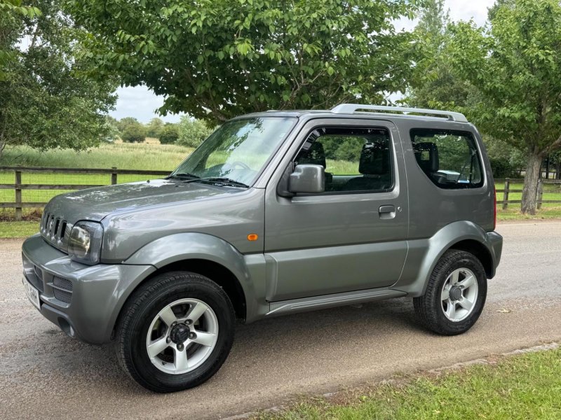 SUZUKI JIMNY